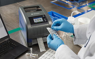 Brady™ Impresora de etiquetas industriales i3300